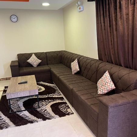 منتجع وشاليهات مورجان الشرق - للعائلات فقط - Dammam Exterior foto