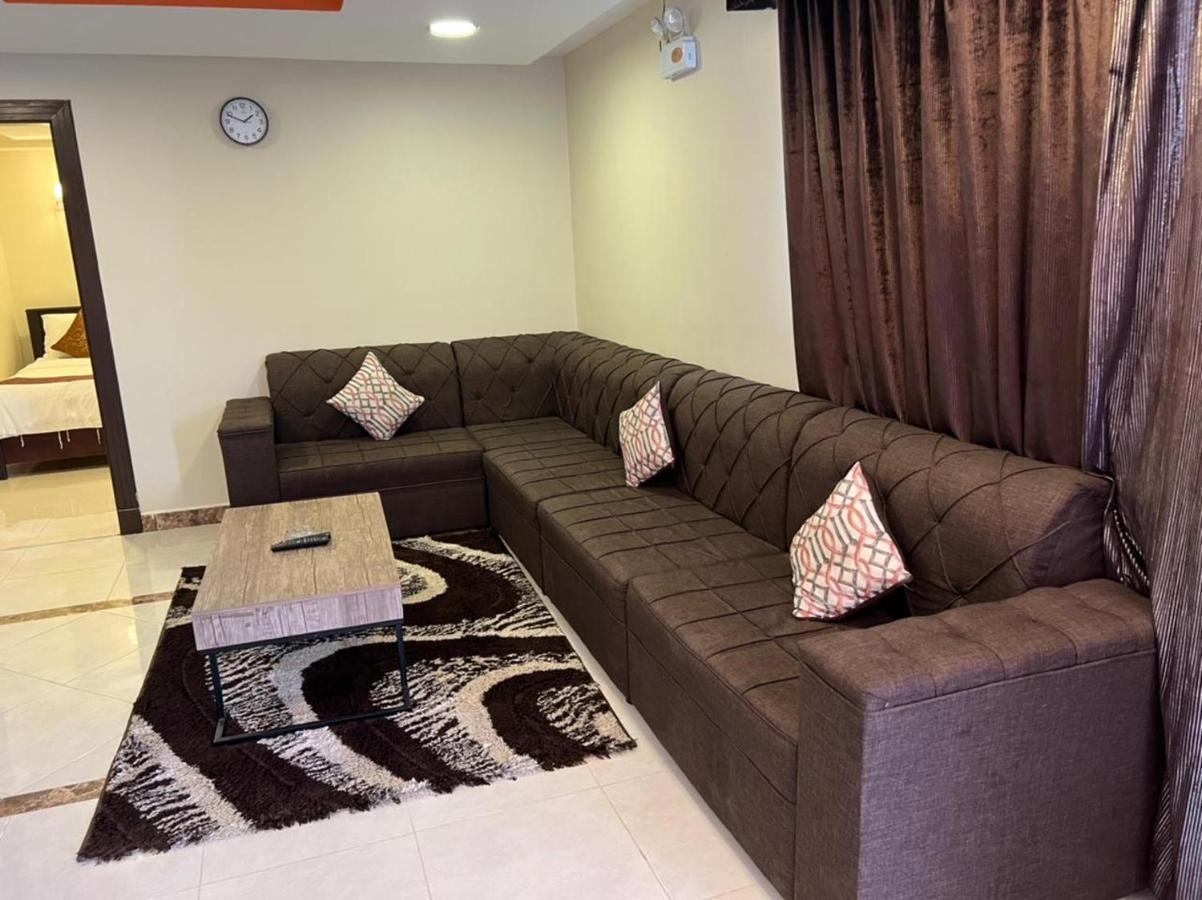 منتجع وشاليهات مورجان الشرق - للعائلات فقط - Dammam Exterior foto