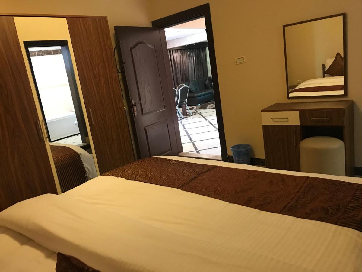 منتجع وشاليهات مورجان الشرق - للعائلات فقط - Dammam Exterior foto